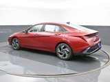 Certified 2024 Hyundai Elantra SEL w/ Convenience Package image 3