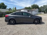 Used 2015 Ford Focus SE w/ SE Sport Package image 4