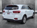 Used 2019 Kia Sorento LX image 4