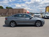 Used 2024 Volkswagen Jetta SE w/ Panoramic Sunroof Package image 2