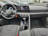 New 2025 Hyundai Elantra SE image 5
