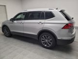 Used 2022 Volkswagen Tiguan SE image 3
