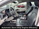 Used 2018 Chrysler Pacifica Touring-L w/ Tire & Wheel Group image 3