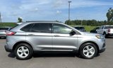 Used 2020 Ford Edge SE image 2