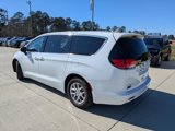 Used 2022 Chrysler Voyager LX image 6