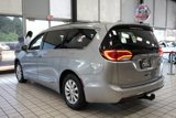 Used 2018 Chrysler Pacifica Touring-L image 5