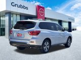 Used 2020 Nissan Pathfinder S image 3