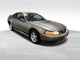 Used 2001 Ford Mustang Coupe image 3