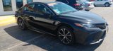 Used 2018 Toyota Camry SE image 3