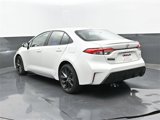 Used 2024 Toyota Corolla SE image 3