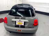 Used 2015 MINI Cooper 4-Door Hardtop image 6