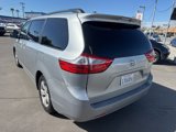 Used 2015 Toyota Sienna LE image 3