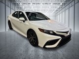 Used 2021 Toyota Camry SE image 3