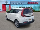 Used 2020 Kia Soul LX image 3