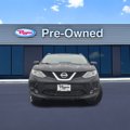 Used 2017 Nissan Rogue Sport SV image 2