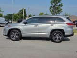 Used 2018 Toyota Highlander LE image 3