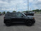 Used 2022 Jeep Renegade Altitude image 4