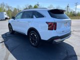 Used 2024 Kia Sorento S image 5