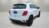 Used 2022 Chevrolet Trax LT w/ Sport Edition image 3