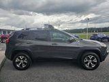 Used 2016 Jeep Cherokee Trailhawk w/ Cold Weather Group image 4