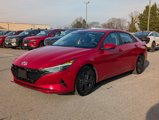 Used 2021 Hyundai Elantra SEL image 2