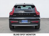 Used 2025 Volvo XC40 B5 Plus image 4