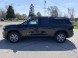 New 2025 Chevrolet Traverse LT image 3