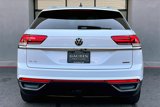 Used 2022 Volkswagen Atlas Cross Sport SE image 6