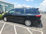 Used 2015 Toyota Sienna XLE image 4