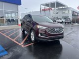 Used 2022 Ford Edge Titanium image 2