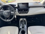 Used 2022 Toyota Corolla LE image 5