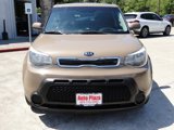 Used 2015 Kia Soul + image 2
