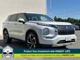 Used 2023 Mitsubishi Outlander SE image 1