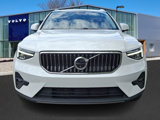 Certified 2025 Volvo XC40 B5 Plus image 2