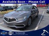 Used 2018 Acura TLX image 2