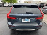 Used 2020 Volvo V60 T5 Cross Country image 4
