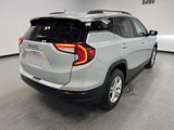 Used 2022 GMC Terrain SLE w/ Driver Convenience Package image 3