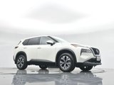 Used 2021 Nissan Rogue SV image 4