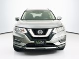 Used 2017 Nissan Rogue SV image 2