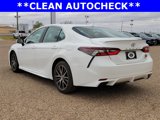 Used 2022 Toyota Camry SE image 4
