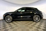 Used 2024 Porsche Macan image 2