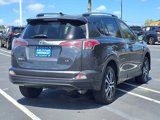 Used 2018 Toyota RAV4 LE image 5