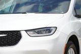 Used 2022 Chrysler Pacifica Touring-L image 4