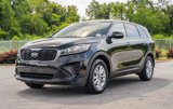 Used 2020 Kia Sorento LX image 3