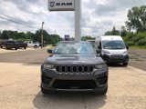 Used 2022 Jeep Grand Cherokee Laredo w/ Luxury Tech Group I image 2