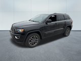 Used 2019 Jeep Grand Cherokee Laredo w/ Laredo X Package image 4