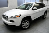 Used 2018 Jeep Cherokee Latitude Plus w/ Comfort/Convenience Group image 2