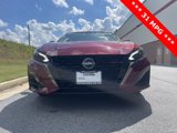 Used 2023 Nissan Altima 2.5 SR image 2