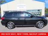 Used 2017 Nissan Pathfinder SL w/ SL Premium Package image 2