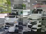 Used 2020 Chevrolet Equinox Premier image 2